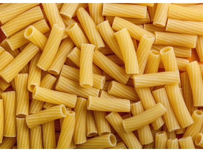 Makaron rurki - jakie danie z tym makaronem?